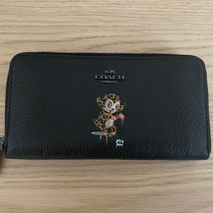 Coach Baseman Wallet